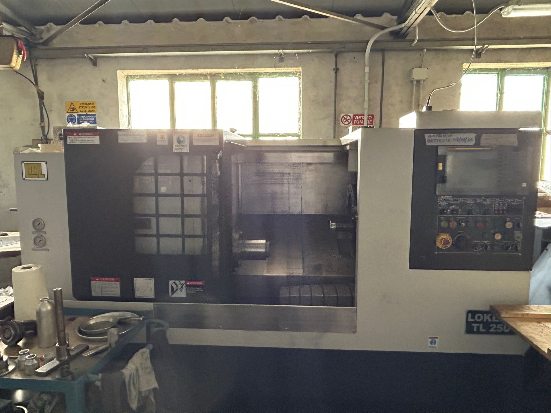 Tornio CNC DENN e torni meccanici — dettaglio 3